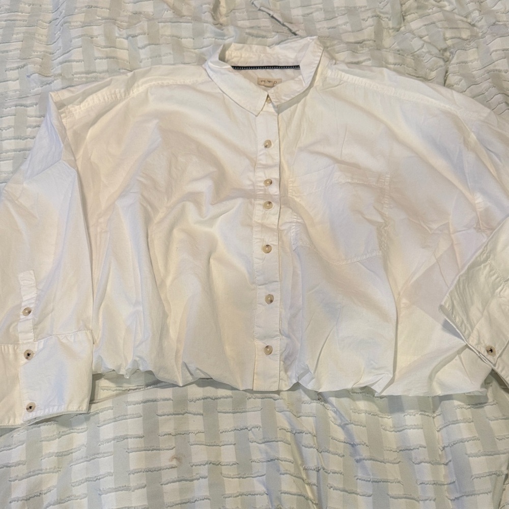 Pilcro White Bubble Hem Oversized Cropped Button Down Shirt